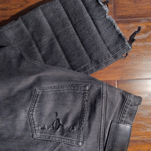 Moussy Vintage Charcaol Jeans (30) - Picture 9 of 9